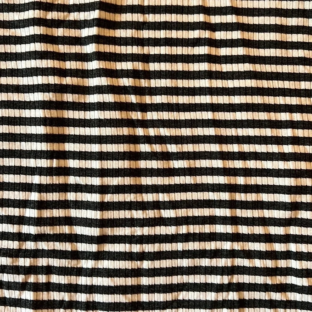 Molly & Isadora pocketed skirt